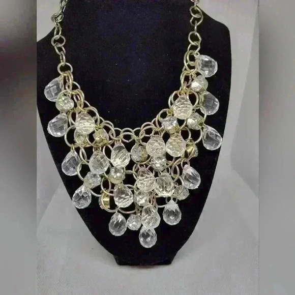 Costume Jewelry-sliver statement Necklace - Picture 1 of 2